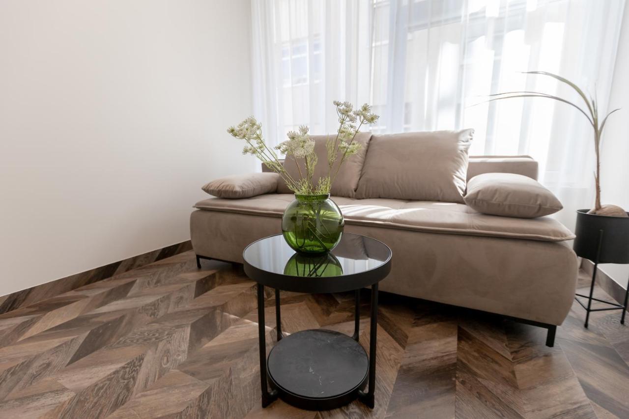Laisve Boutique Apartments Kaunas Exteriör bild